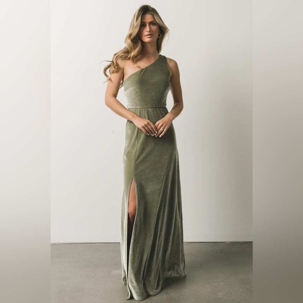 NWT Baltic Born Tatiana Velvet One Shoulder Maxi Dress Size XL in Sage